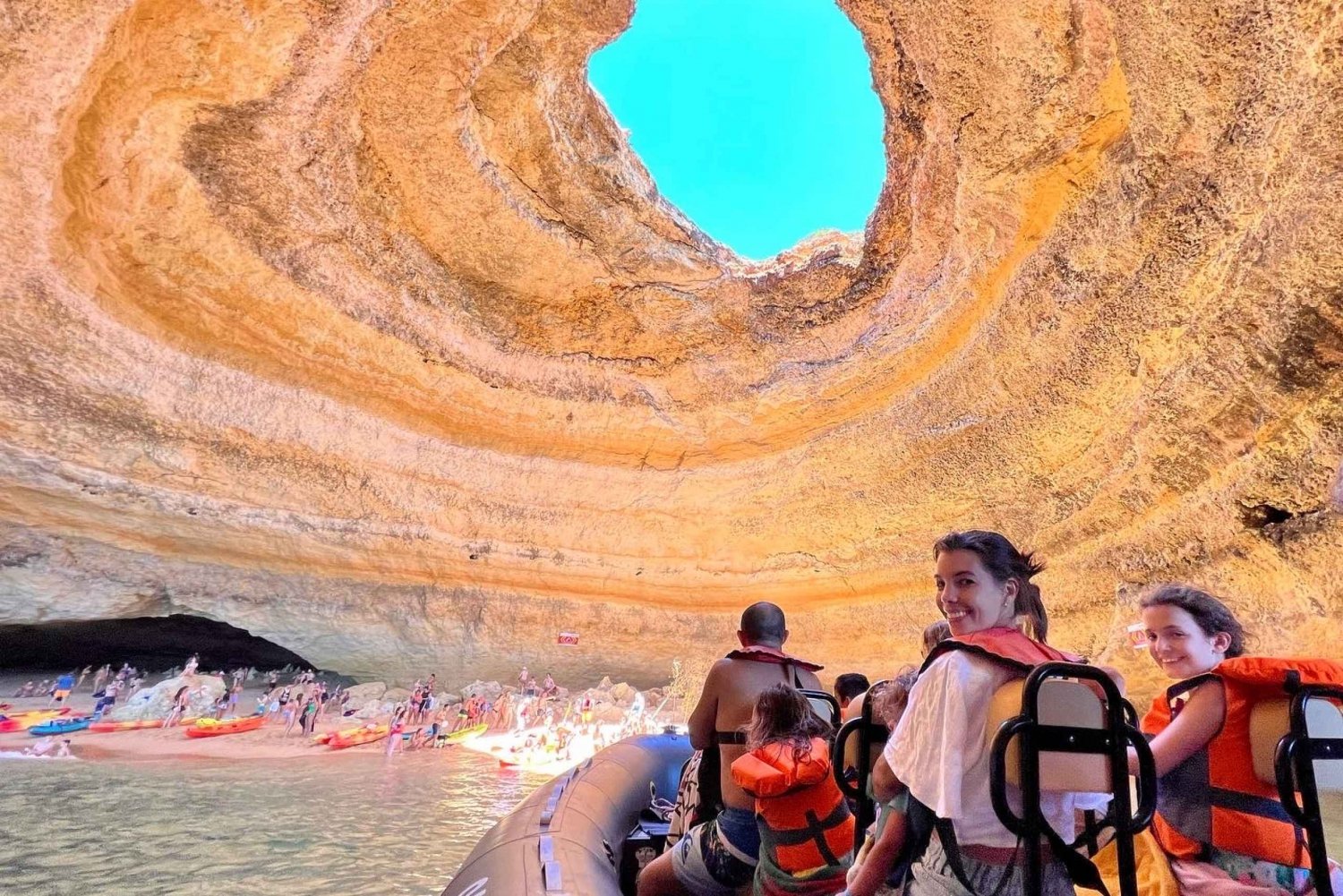 Portimão: Dolphin Spotting & Benagil Caves Guided Boat Tour
