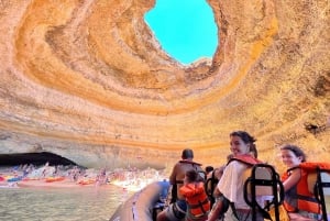 Portimão: Dolphin Watch & Benagil Caves with Biologist Guide