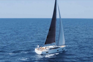 Portimao: Full Day Luxury Sail-Yacht Cruise