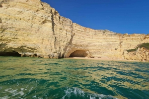 Portimão: Guided Coastal Caves Tour by Boat