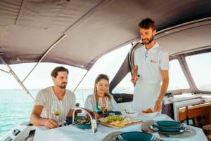 Portimao: Half-Day Sailing Yacht Cruise to the Benagil Caves