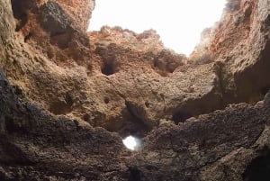 Grotte nascoste di Portimão: Tour privato in kayak e SUP