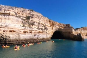 Portimão: Kayak Tour of Benagil Caves