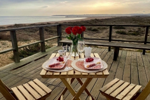 Portimão & Lagoa: Romantic Picnic at Sunset