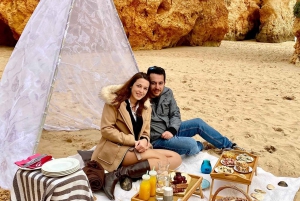 Portimão & Lagoa: Romantic Picnic at Sunset