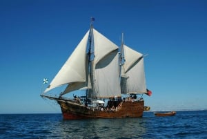 Portimão: Höhlenbootsfahrt mit dem Piratenschiff
