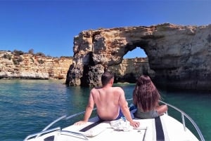 Portimão: Private Benagil Cave Boating Tour