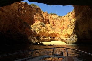 Portimão: Private Benagil Cave Boating Tour