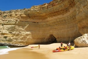 Portimão: Private Benagil Caves Catamaran and Kayak Tour