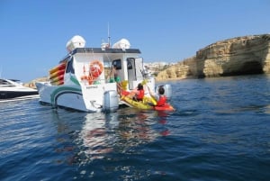 Portimão: Private Benagil Caves Catamaran and Kayak Tour