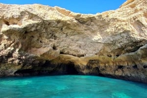 Portimão: Private Boat Trip to Benagil Caves