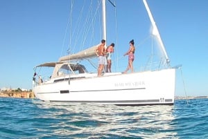 Portimão: Private Sailing Boat Tour with Local Wine