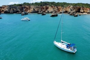 Portimão: Private Sailing Boat Tour with Local Wine