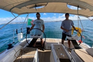 Portimão: Privétour met zeilboot, zwemmen en wijn