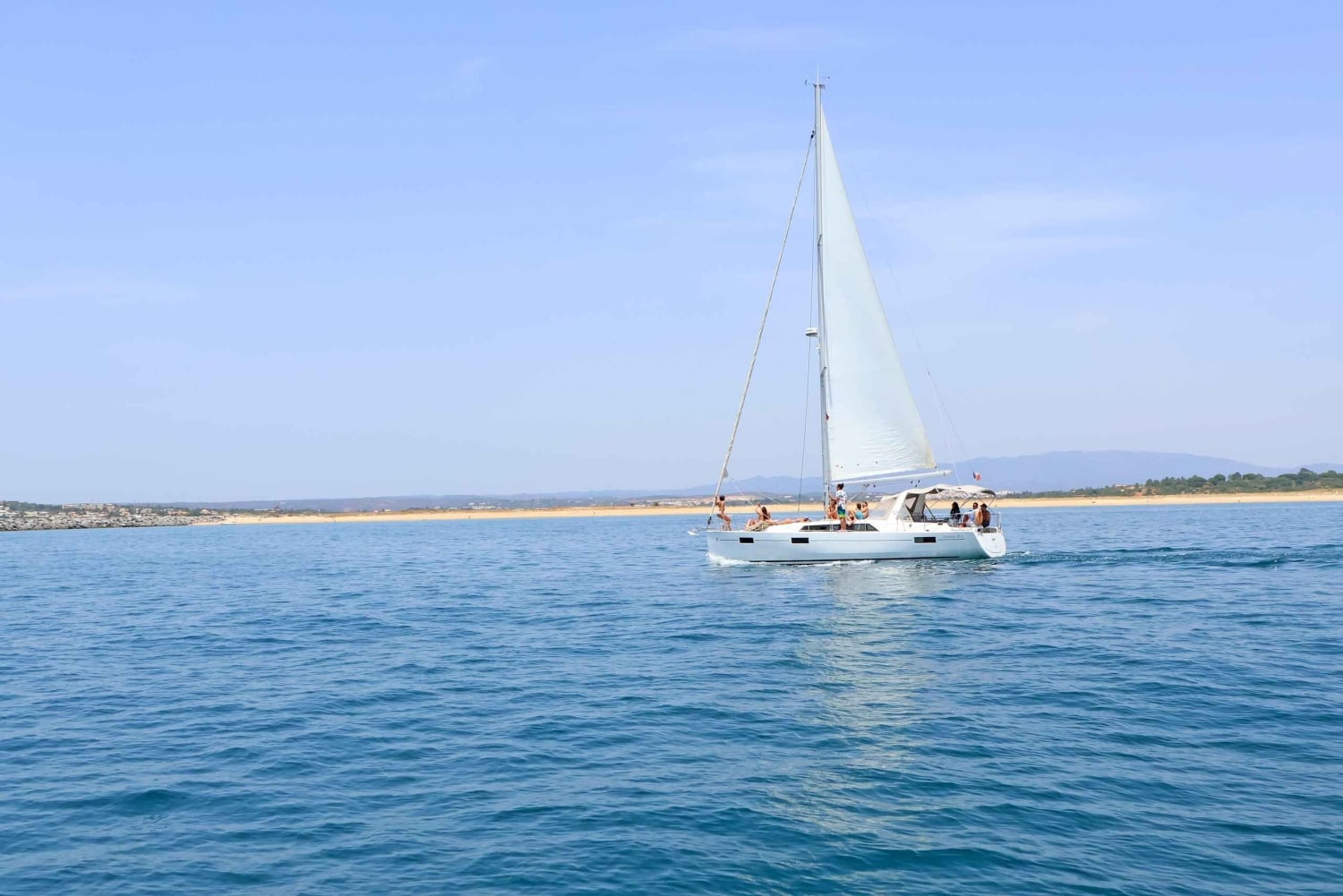 Portimão: Private Sailing Tour in Algarve Coast