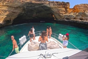 Portimão: Private Yacht Beneteau ST48 an der Algarve