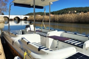 Portimão: Silves & Arade River History Tour on a Solar Boat