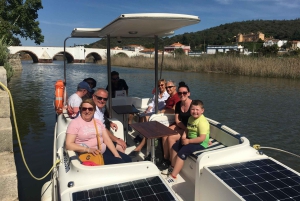 Portimão: Silves & Arade-joen historiakierros aurinkoveneellä.