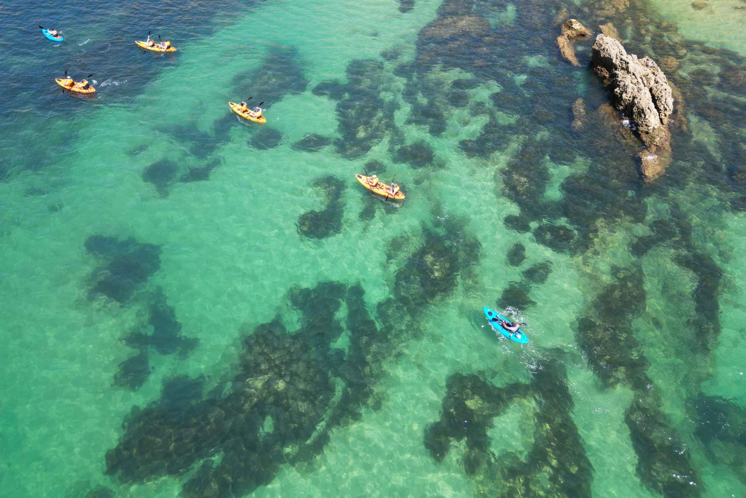 Portimão: Tour em pequenos grupos de caiaque pelas grutas e falésias