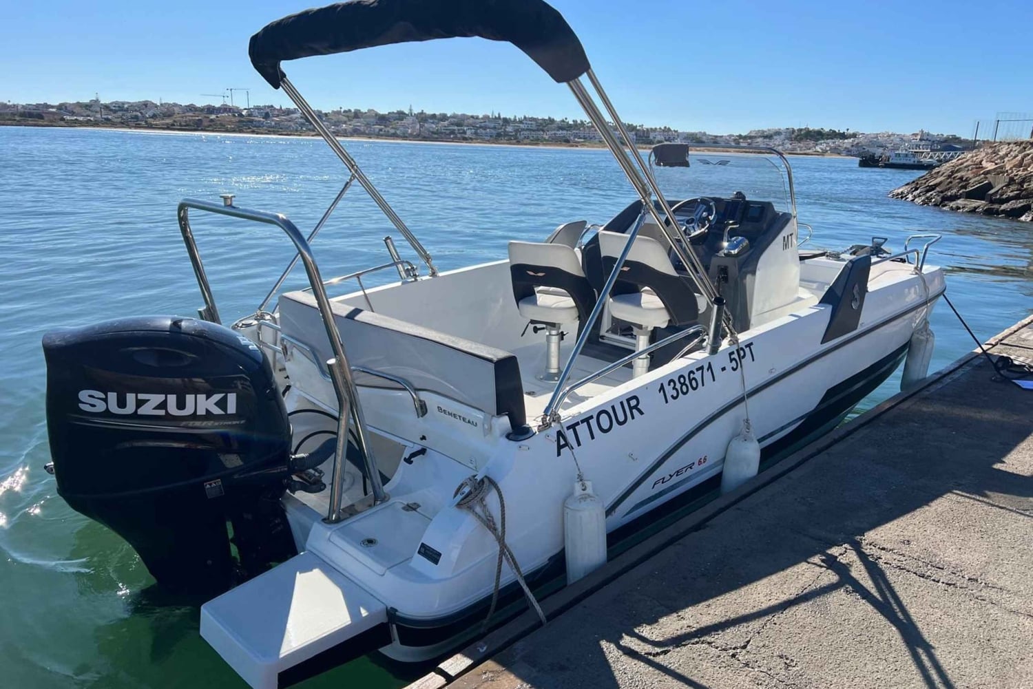 Yksityinen veneretki Algarven luoliin