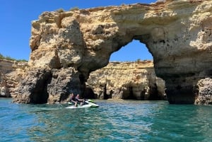 Yksityinen veneretki Algarven luoliin