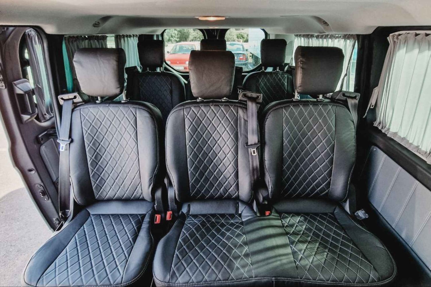 Transferts privés de l'aéroport de Faro à Albufeira (voiture jusqu'à 4 personnes)