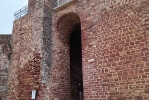 Private Tour to Silves Castle Whith Algarvian Wine Tasting