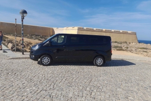 Privétransfer van de Algarve naar Lissabon met een minibus voor 8 personen