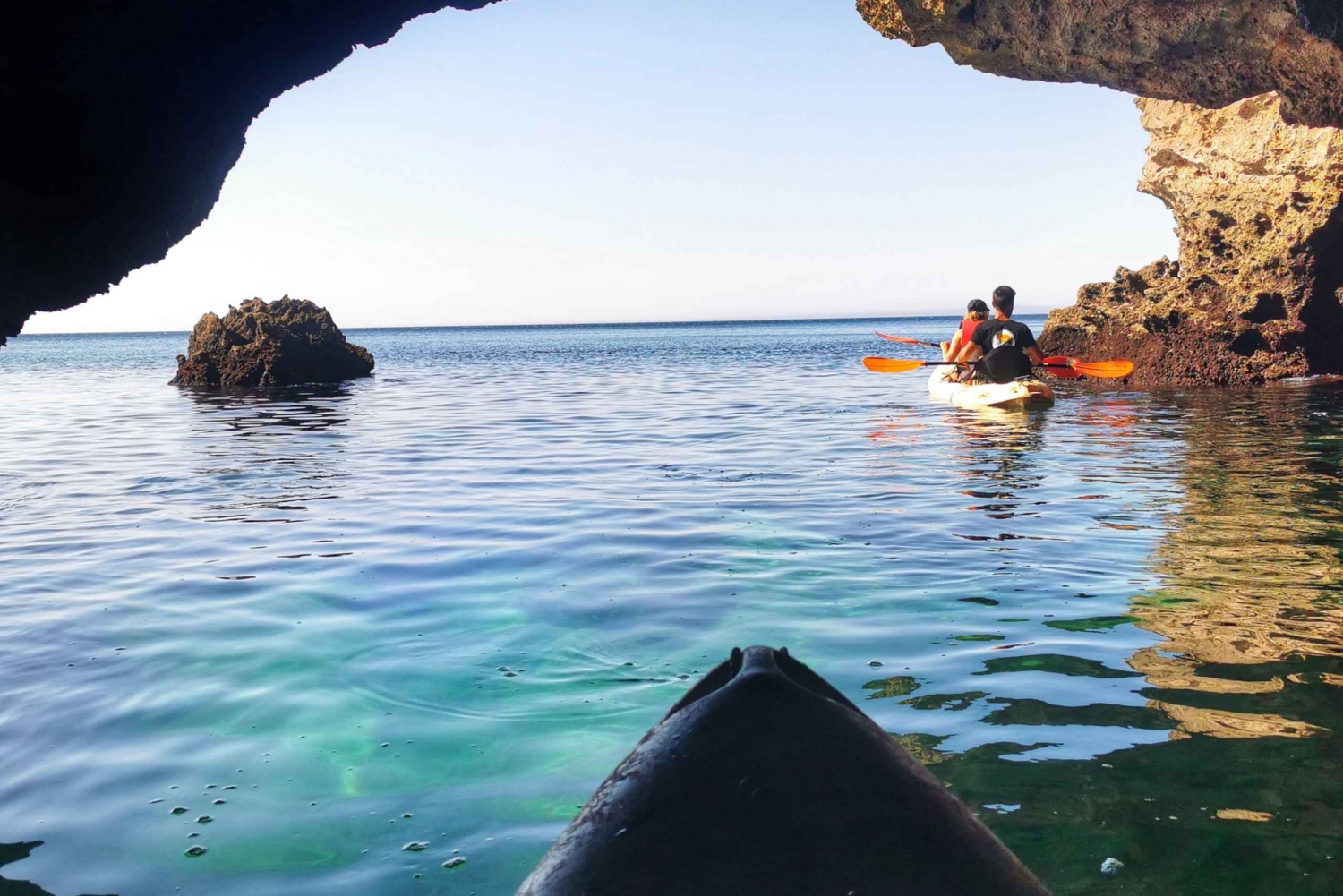 Raposeira: Guided Kayak Tour and Praia da Ingrina Caves