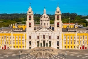 Lissabon: Lej en privat bil med chauffør og planlæg din tur.