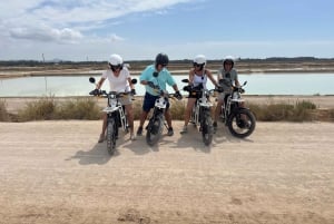 Fahre den Tag weg: Einfach & erschwinglich E-Motorräder mieten