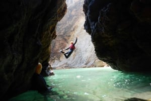 Sagres: Coasteering - Swimming, Cliff Jump & Rock Climbing