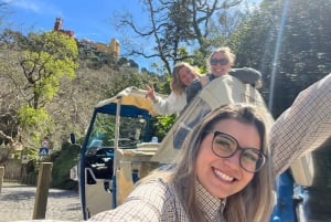 Sintra: TUKTUK 1h tour