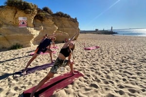 Sunrise Beach Yoga em Lagos por el Sol Lifestyle