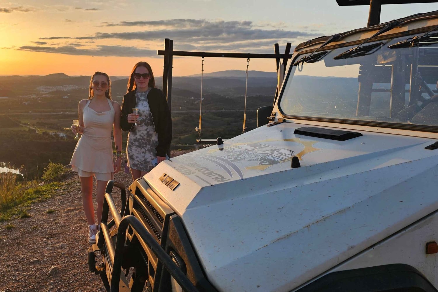 Sonnenuntergangssafari in den Bergen der Algarve