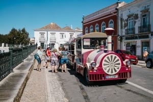 Tavira : circuit touristique en train à travers les sites incontournables de la ville