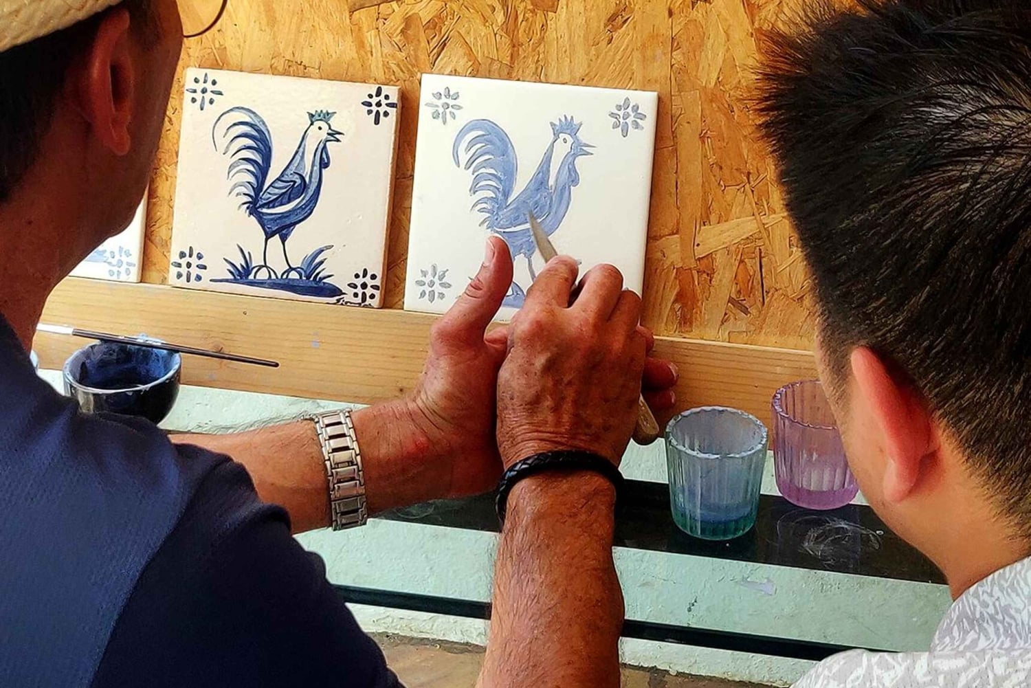 Tile painting workshop in the Algarve