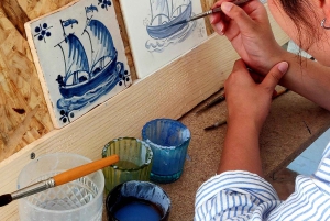Tile painting workshop in the Algarve