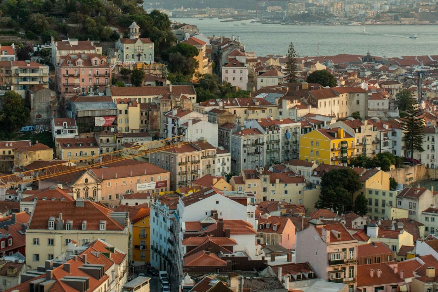 Topp Portugal-tur: 7 dager med transport, hotell og frokost