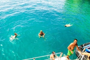 Vilamoura: Bootstour zur Höhle von Benagil mit Barbecue am Strand und Kajak