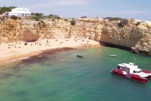 Vilamoura: Bootstour zur Höhle von Benagil mit Barbecue am Strand und Kajak