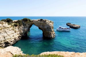 Vilamoura: Benagil Cave Quest Boat Tour