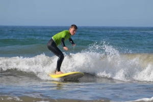 Falésia Beach Surf Class i liten gruppe + varm dusj