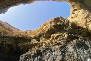 Vilamoura: Privétour per boot naar de grot van Benagil en het strand van Marinha