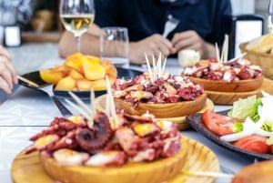 CATA DE VINOS Y TAPAS EN EL CORAZÓN DE FARO