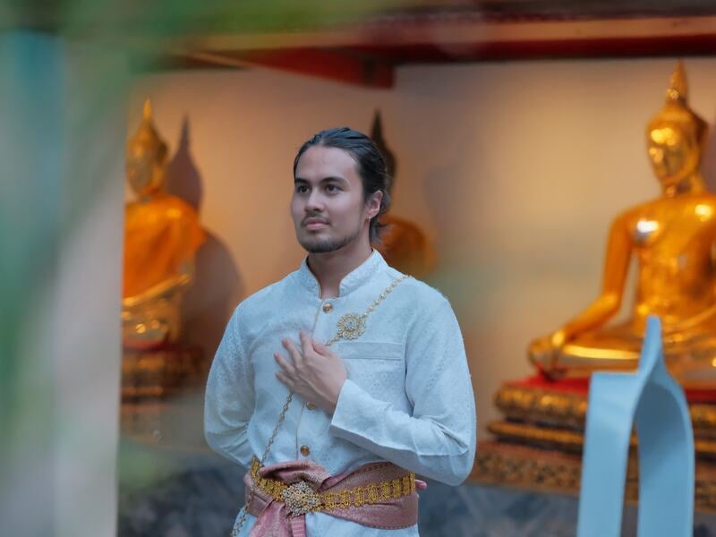 Thai Therapies: Paulneel Jauhiainen at Vila Vita Parc