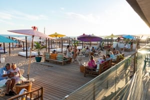 Sunset Beach Lounge at Armação Beach Club