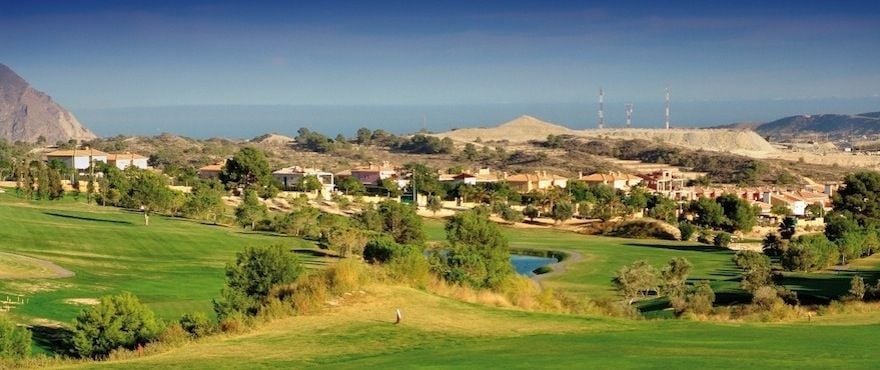 Las Brisas de Alenda golf property from Taylor Wimpey, Alicante