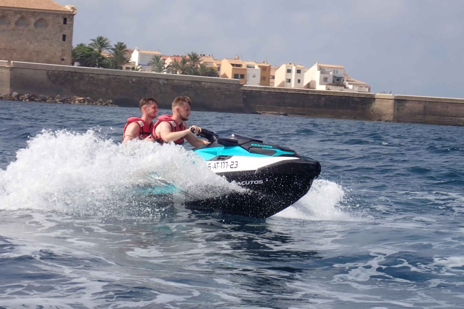 30 minuten durende jetski-excursie langs de kust van Alicante