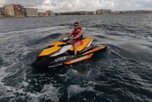 Экскурсия на водном мотоцикле 30 минут по побережью Аликанте